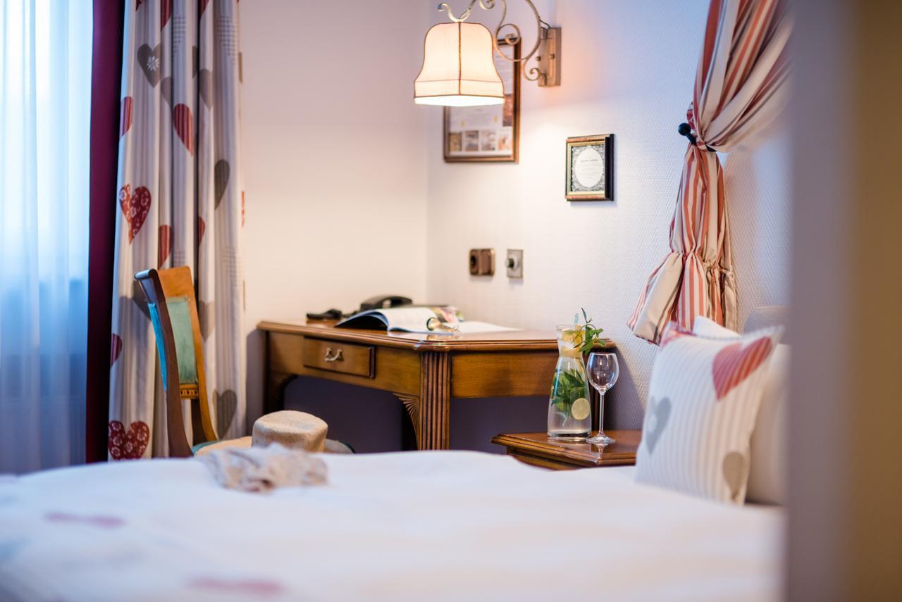 Lohmann'S Romantik Hotel Gravenberg 랑엔펠트 외부 사진